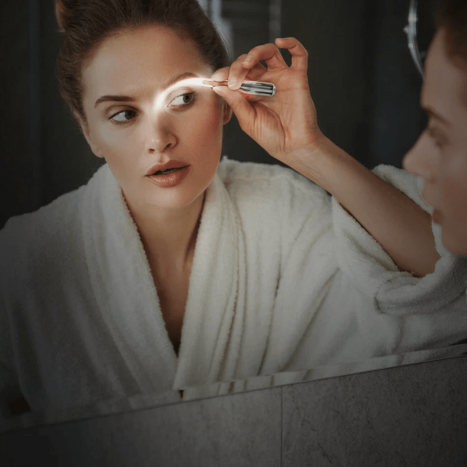 MAKE UP LED LIGHT Tweezer Precision EYELASH  EYEBROW HAIR REMOVER TWEEZERS With Lighted Tip For Fac 2
