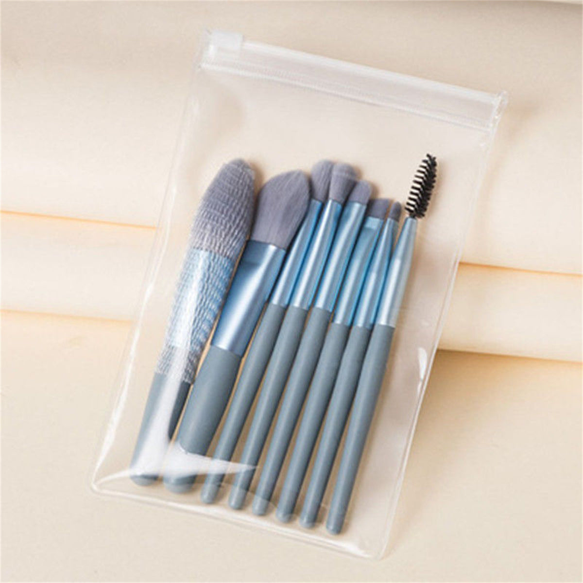 Soft Fluffy Makeup Brushes Set Premium Beauty Brush Kit for Foundation, Blush & Eyeshadow