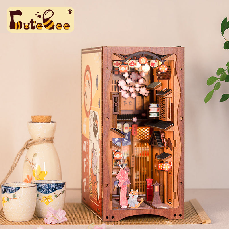 Sakura Model DIY Book Nook, Wooden Bookshelf Insert Miniature House Kit – Ideal Birthday Gift