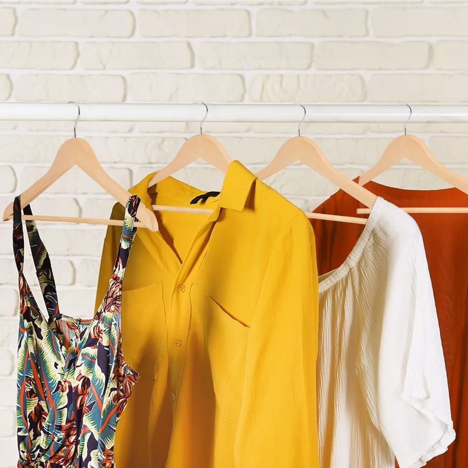 Premium Wooden Hangers NonSlip Coat  Clothes Hangers Swivel Hook Durable Natural Wood For Suits Jac 2