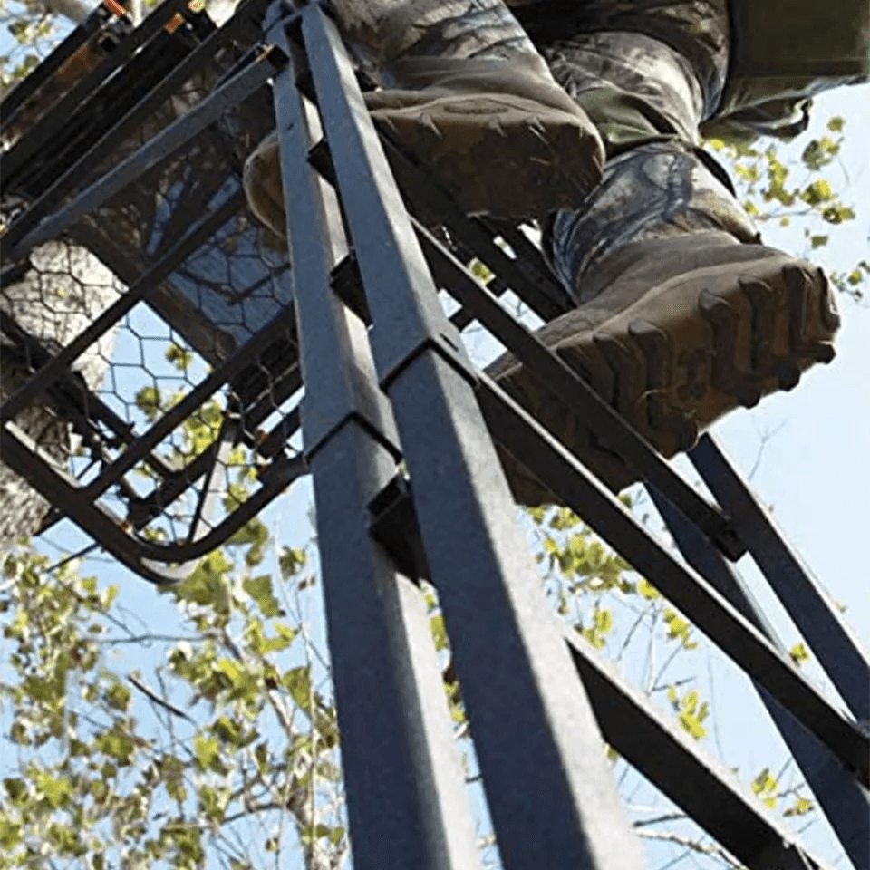 Muddy Skybox Deluxe Hunting Ladderstand 1 Person Climbing Tree Stand With Adjustable Shooting Rail 3