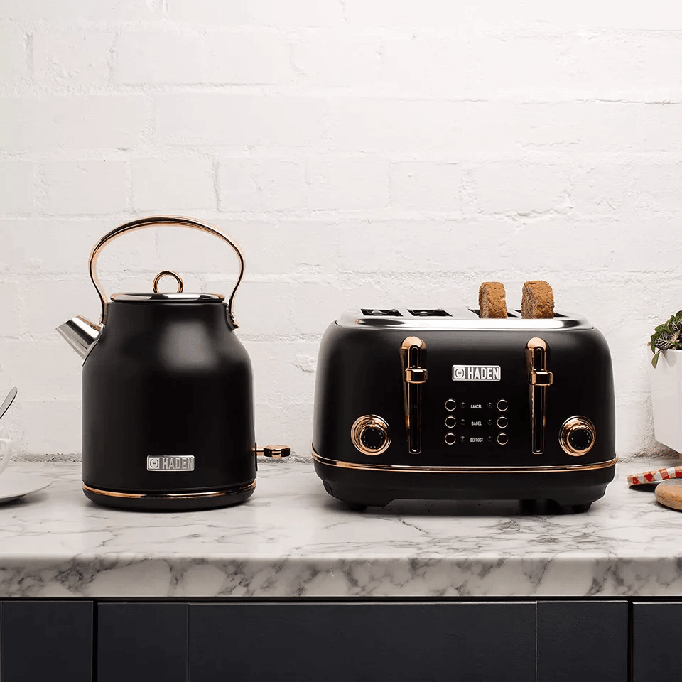 Haden Heritage 4 Slice Wide Slot Stainless Steel Toaster Black  Copper  Retro Design Bagel  Defrost 1