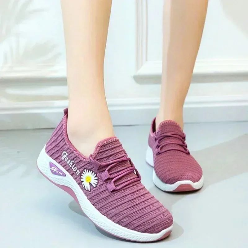 Lightweight Sneakers For Women Breathable Net Shoes With Comfortable Soft Sole Casual Adult Sneaker 2