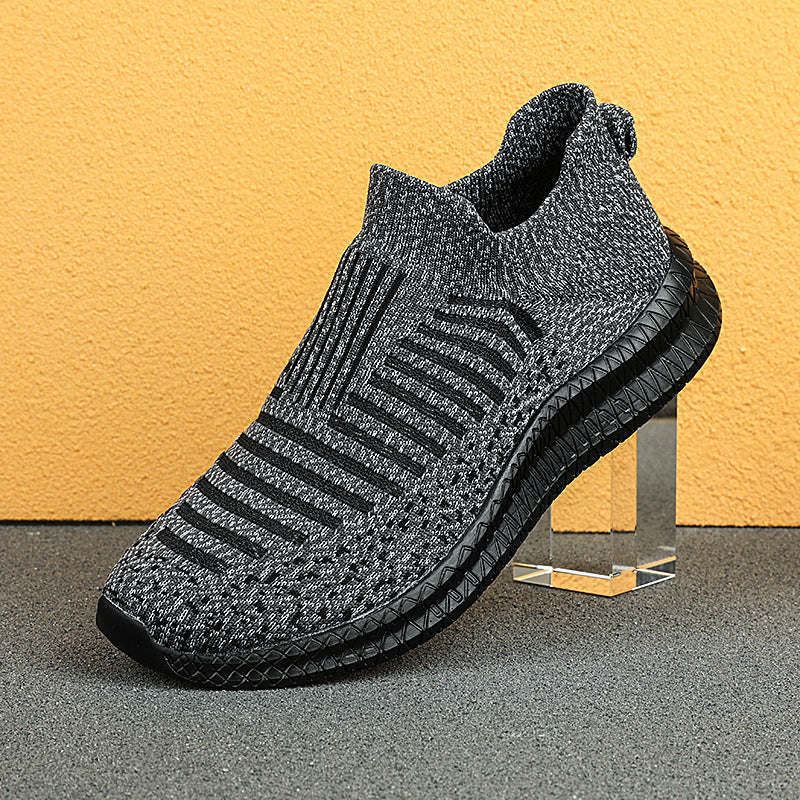 Breathable Men Casual Shoes Lightweight Anti Slip Walking Shoes For Outdoor Comfort 5
