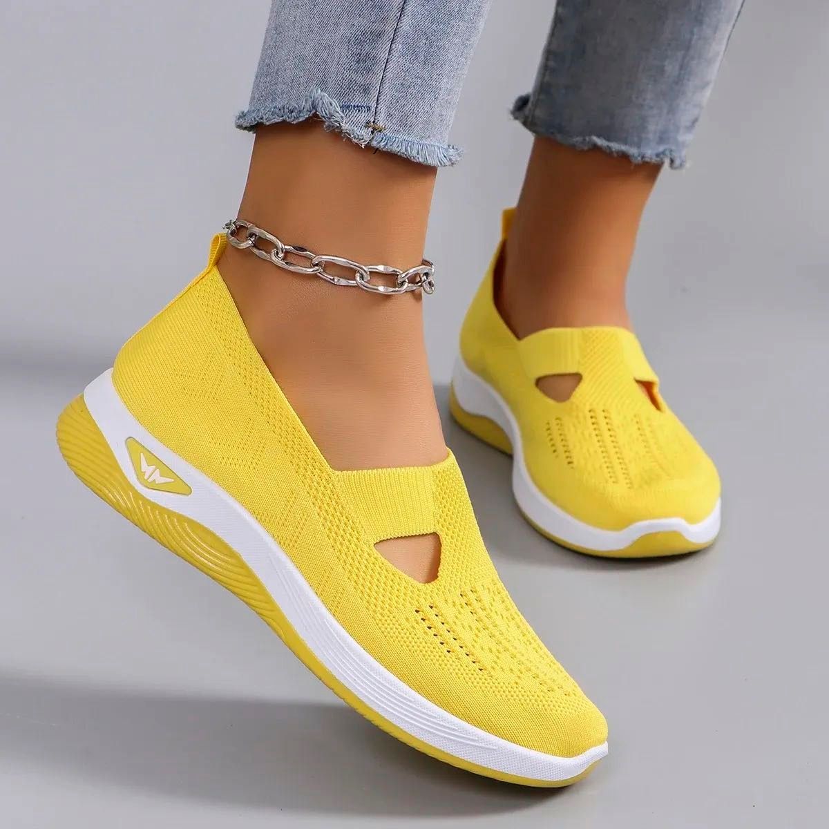 AirStride Womens Lightweight Breathable NonSlip Sneakers 9