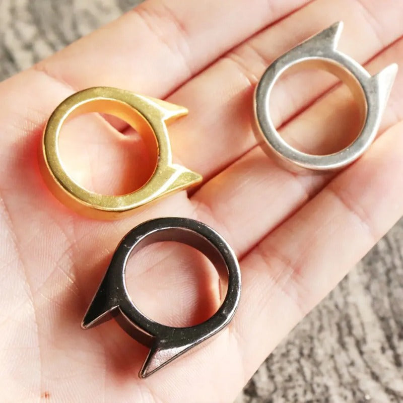Broken Window Cat Ear Ring, Outdoor Metal Defense Accessory for Self Protection