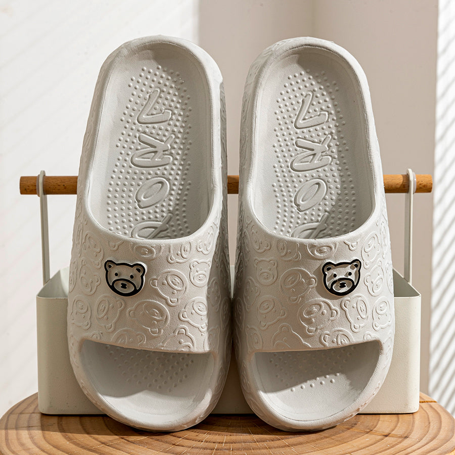 Trendy Summer Slippers for Men & Women Soft Comfy Non-Slip Indoor Beach Slippers with Cute Bear Print