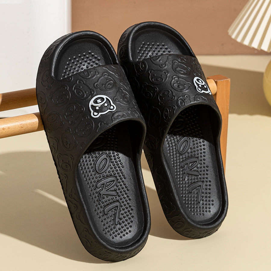 Trendy Summer Slippers for Men & Women Soft Comfy Non-Slip Indoor Beach Slippers with Cute Bear Print