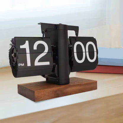Retro Flip Down Clock – Vintage Mechanical Timepiece for Stylish Spaces