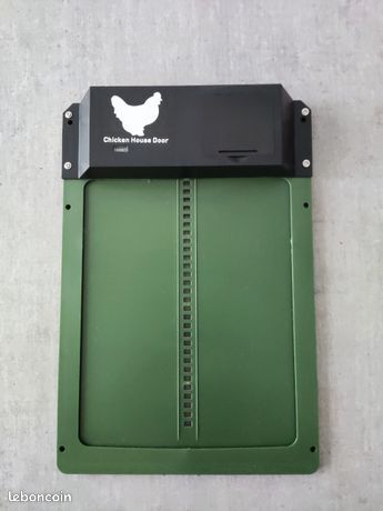 Automatic Chicken Coop Door Opener  Light Sensor Battery Operated Weatherproof Hen House Gate 7