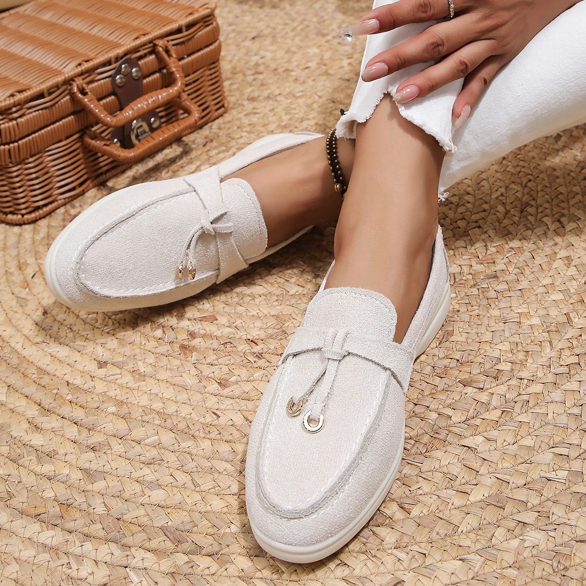 New Lefu Women's Soft Leather Retro Slip-On Flats – Thick Sole, Comfortable Lazy Step-On Shoes