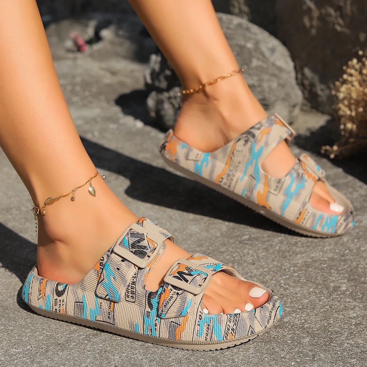 Summer Vacation Women's Soft Pillow Platform Slippers – Adjustable Double-Buckle Beach Sandals for Travel & Home