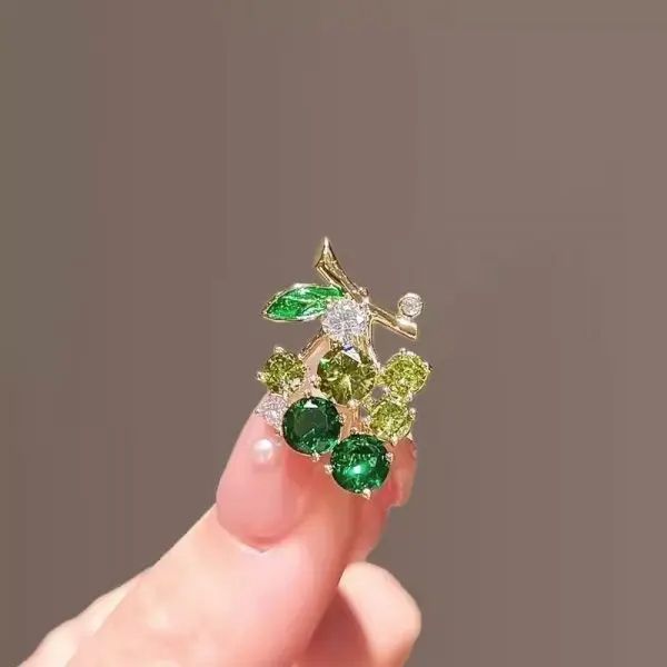 Cartoon Sweet Small Cat Enamel Pins Brooch For Women Girls Cute Kitten Metal Badge For Backpack Col 7
