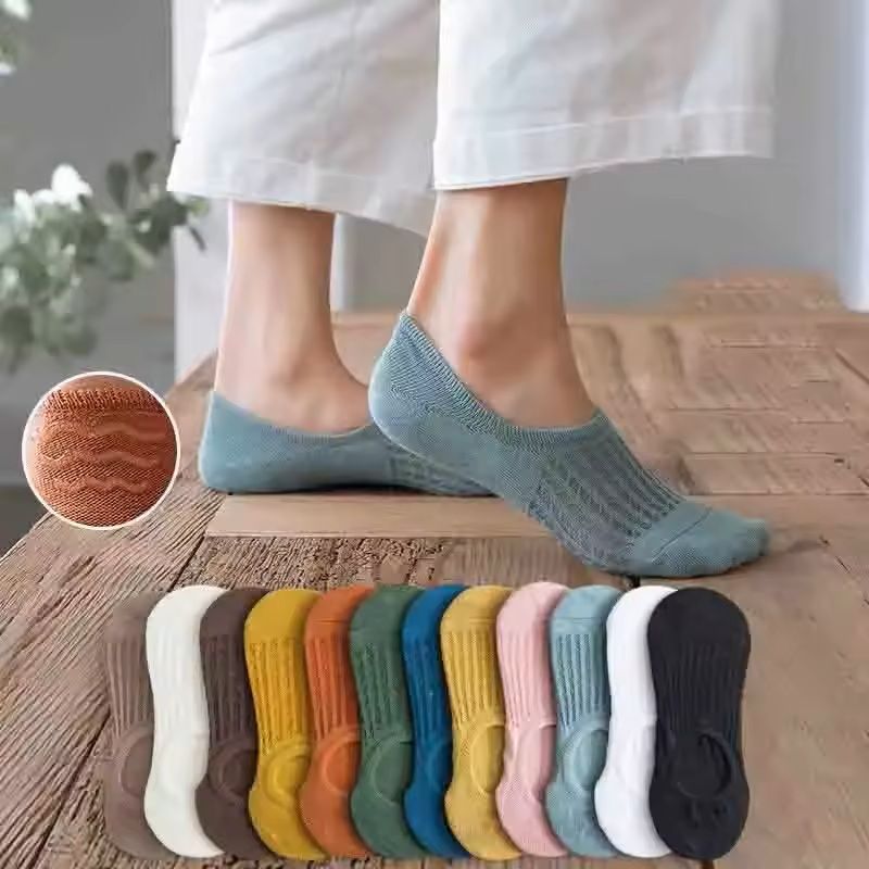 Womens Invisible Boat Socks 5 Pair Set with Silicone Heel Grip