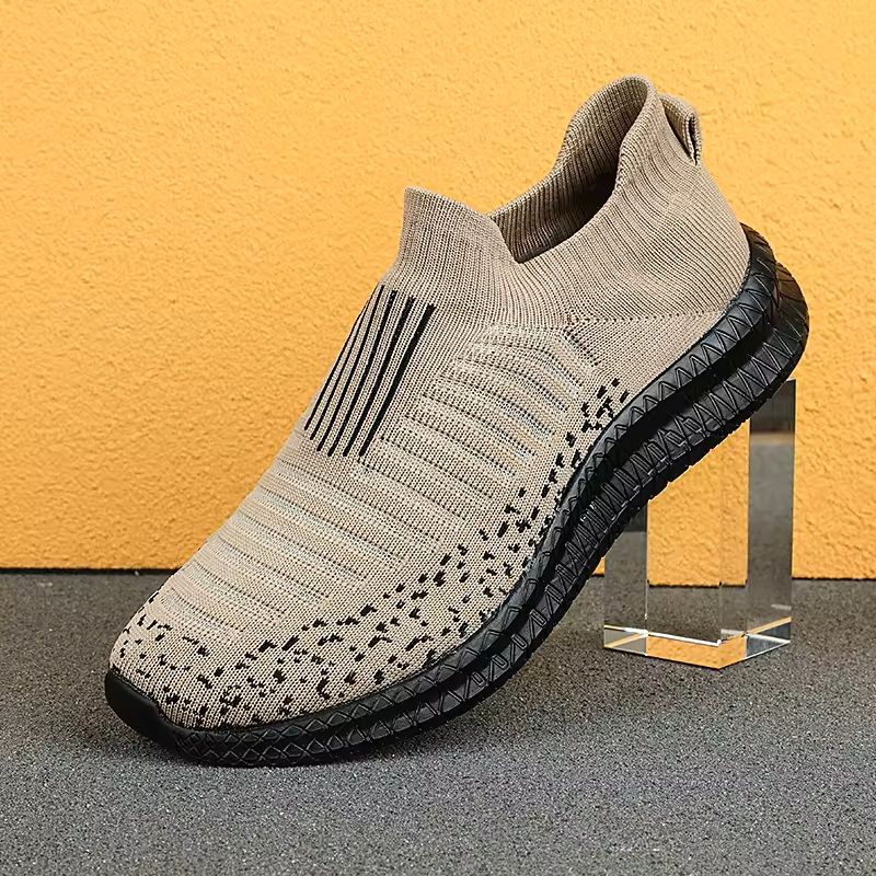 Mens Lightweight Slip On Walking Shoes With Breathable Mesh 2