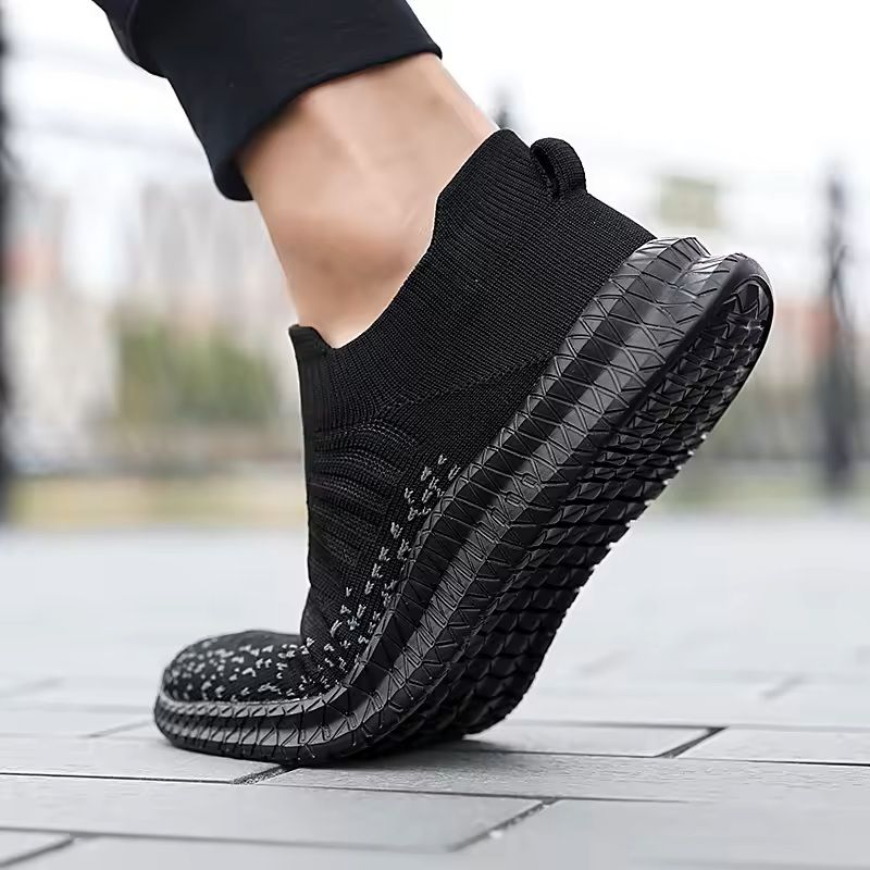 Mens Lightweight Slip On Walking Shoes With Breathable Mesh 5