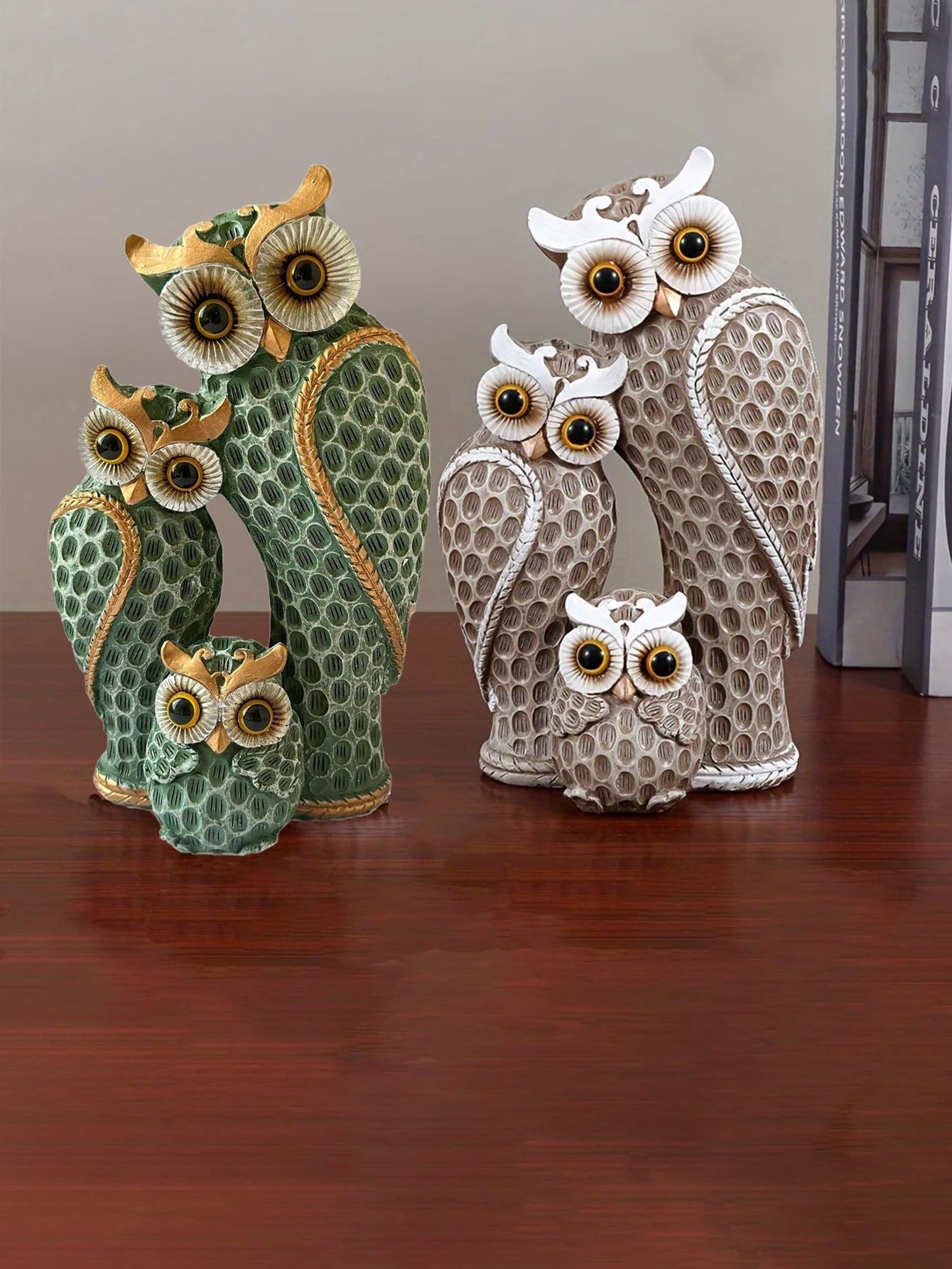 1pc Resin Owl Family Animal Decoration – Elegant Home Decor for Living Room, Bookshelf, Wine Cooler, and TV Stand