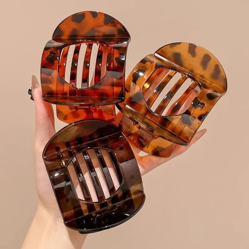Stylish Korean Acetic Acid Hair Clip For Women Spoon Spring Clip Leopard Design Top Clip Simple Hea 1