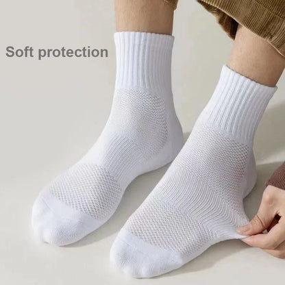 Men Thickened Cotton Deodorant Winter Velvet Mid Tube SportsBasketball Socks White Towel Bottom 1