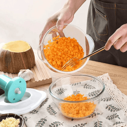 QuickChop Pro Manual Vegetable Cutter  Mincer For Home Kitchens 3