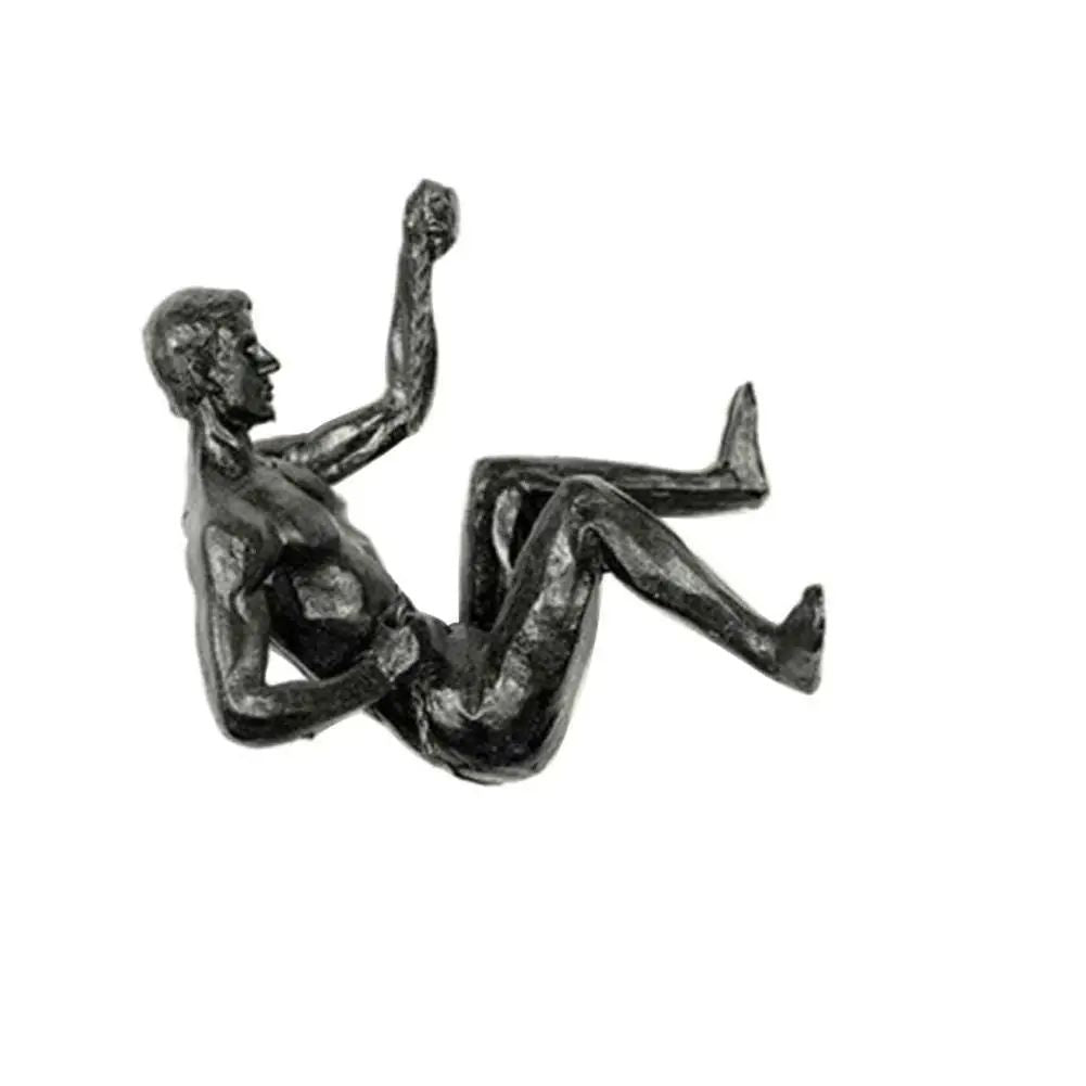 Athlete Rock Climbing Man Statue  Resin Wall Hanging Decoration Retro Sculpture 3D Figure Art For H 3