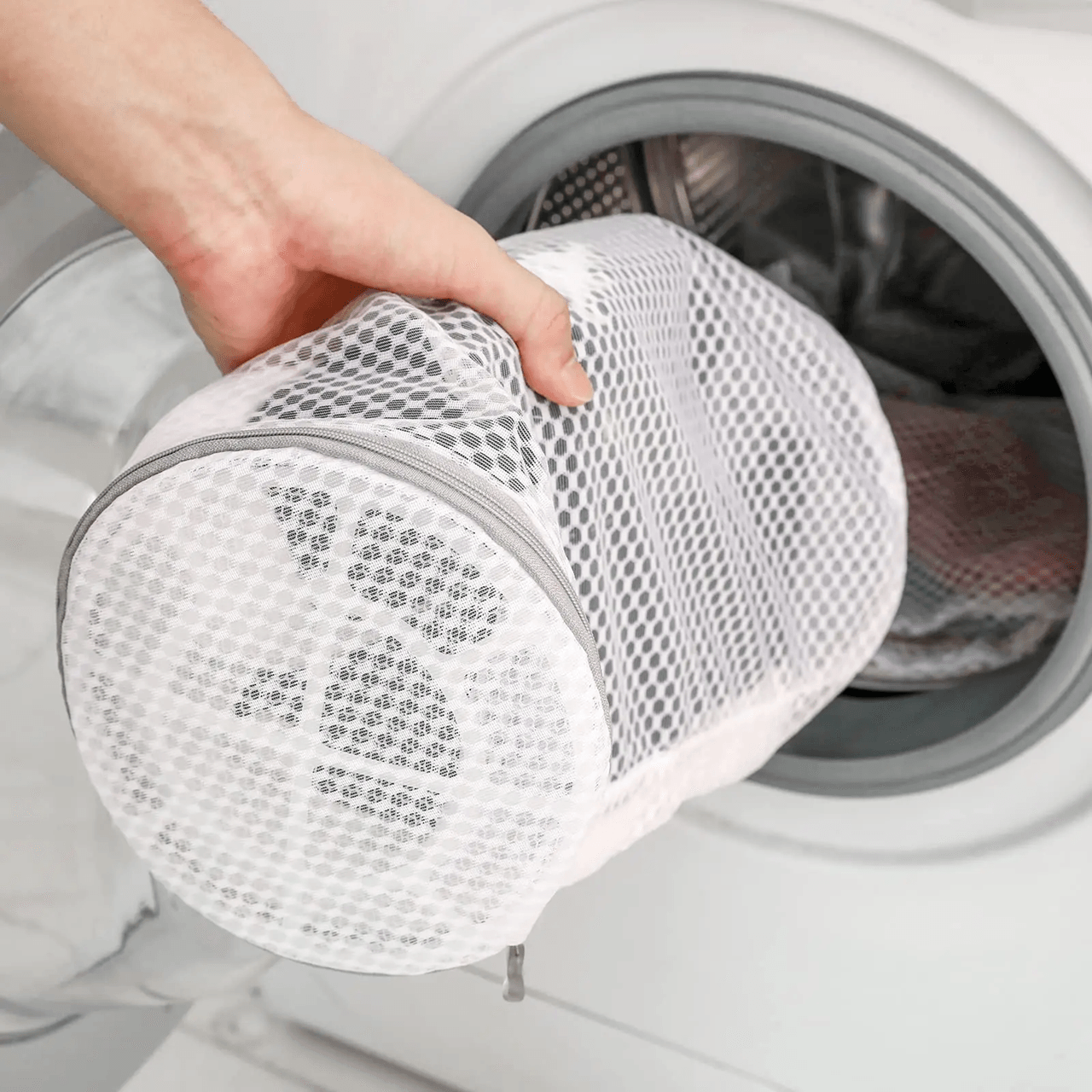 Sneaker Wash Bag – Mesh Shoe Laundry Protector for Machine Washing