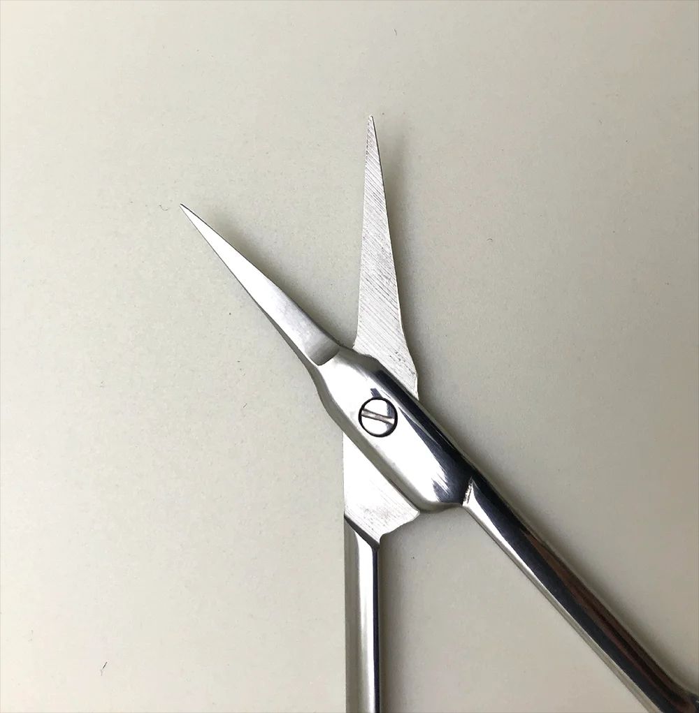 Premium Stainless Steel Cuticle Scissors With Curved Tip Thin Blade Nail Clippers  Dead Skin Trimme 2