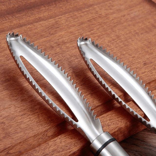 FinEase Stainless Steel Fish Scale Remover – Fast Scraper & Bone Tweezer Tool for Easy Cleaning