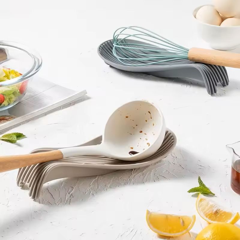 Silicone Heat Resistant Spoon Holder Placemat Set 1