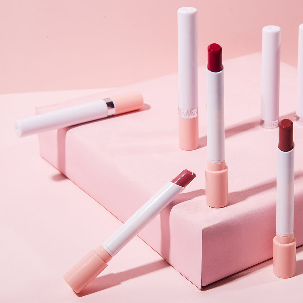 4 Pack Velvet Matte Lipstick Set,Handaiyan Small Cigarette Lipstick, Lightweight, Intense Pigment, Non Drying Formula