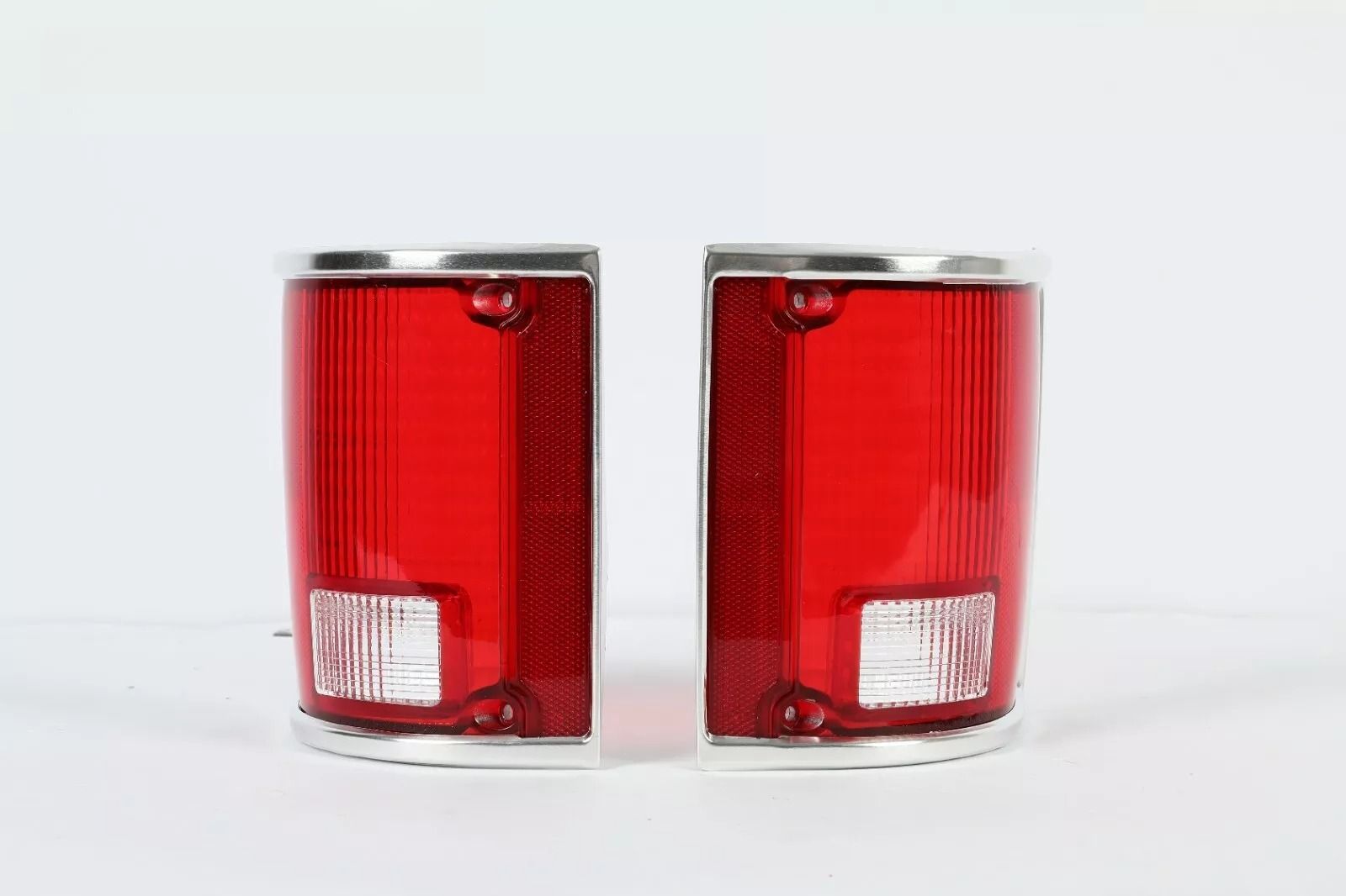 Pair Of HighQuality Tail Lights Taillamps WChrome Bezel For 7391 Chevrolet C10 K10 GMC Sierra Durab 2