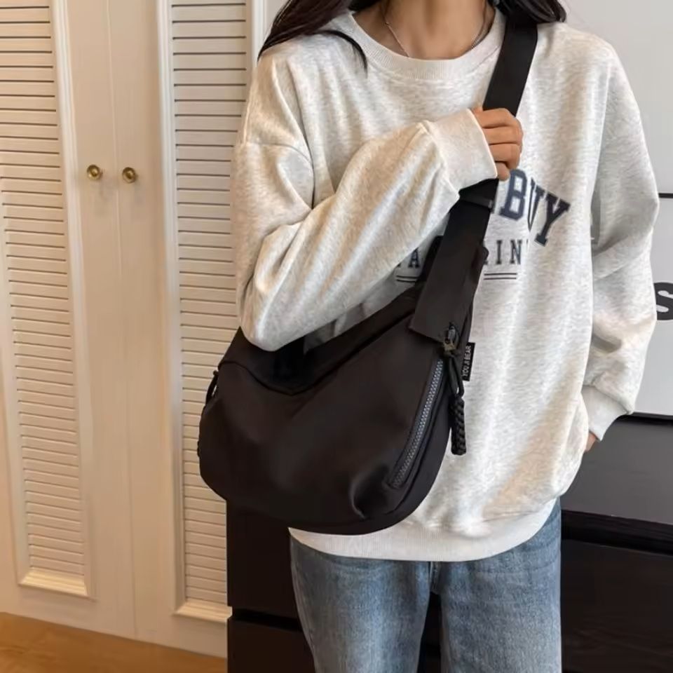 Classy Commuter Shoulder Bag  Large Capacity Crossbody For Work  Everyday Use 1
