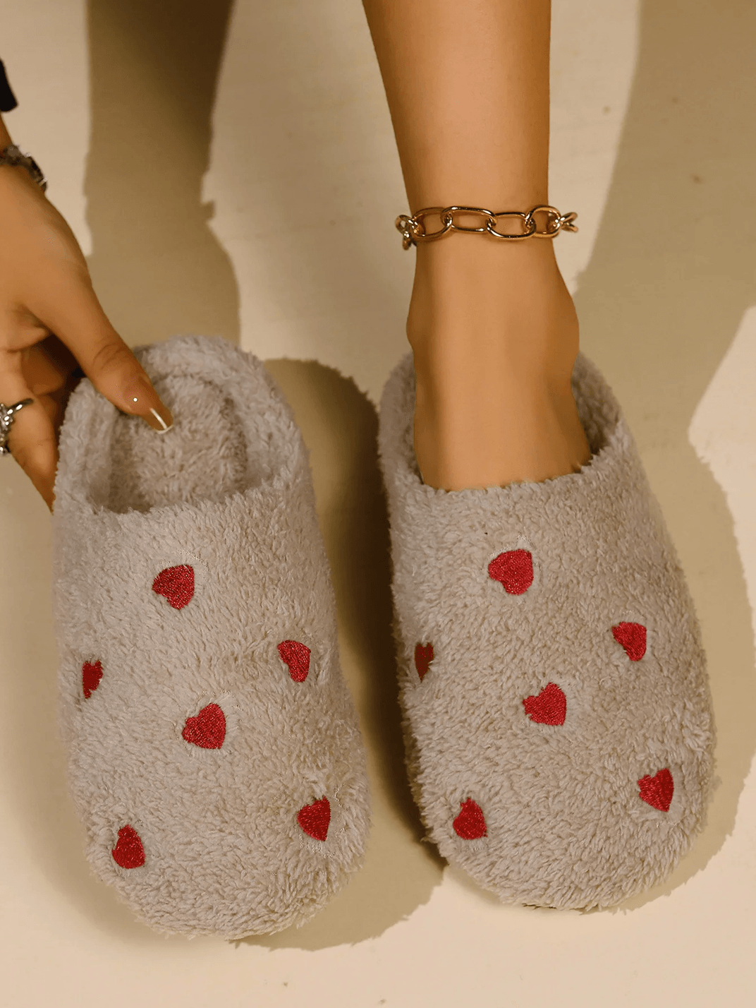 CozyHeart Silent Indoor Slippers For Women Plush Cute Lightweight Comfort 2