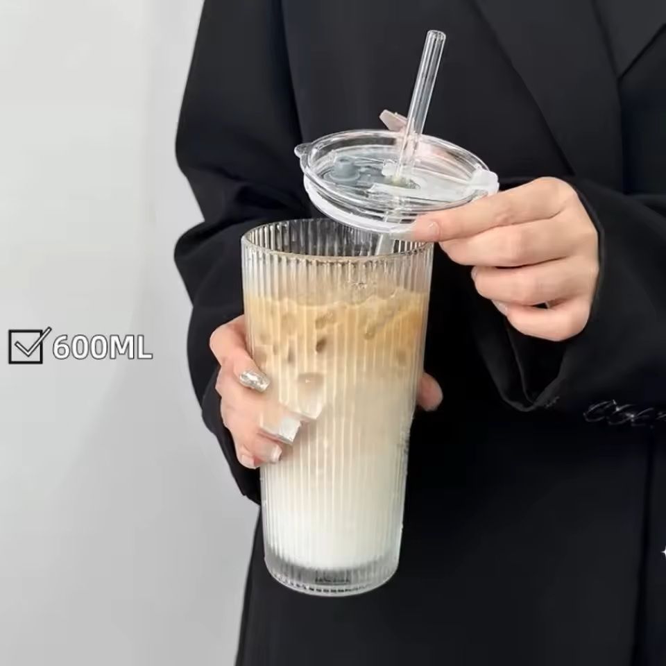 Striped Glass Cup With Lid And Straw 600ml 1