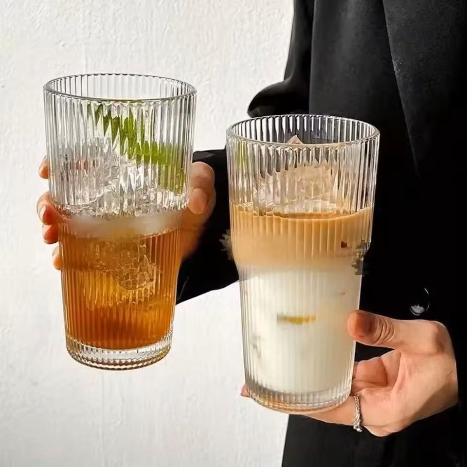Striped Glass Cup With Lid And Straw 600ml 5