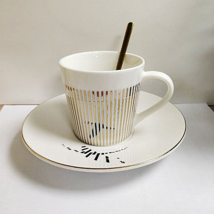Elegant Looking Anamorphic Cup And Saucer For Tea Time 7
