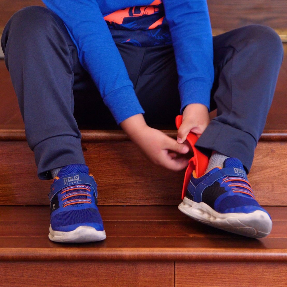 Lazy Shoe Helper – Effortless Shoe Assistance for Elderly & Mobility Needs