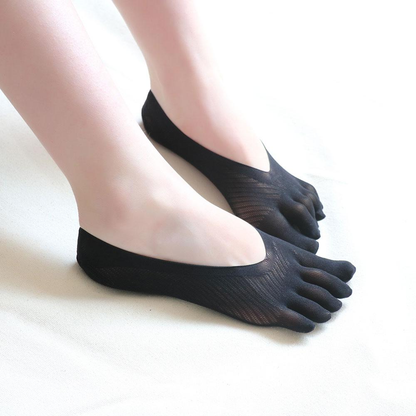 Sustainable five fingers socks for ecoconscious
