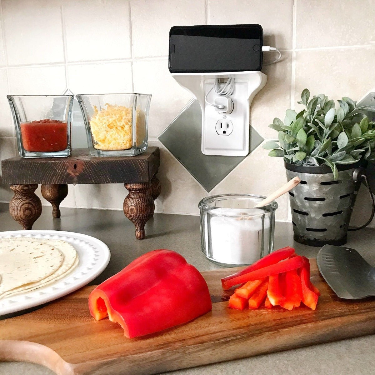 Wall Outlet Organizer 2