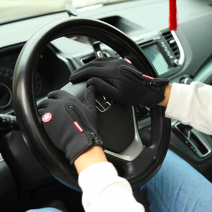 Easycare waterproof touchscreen gloves for active lifestyles