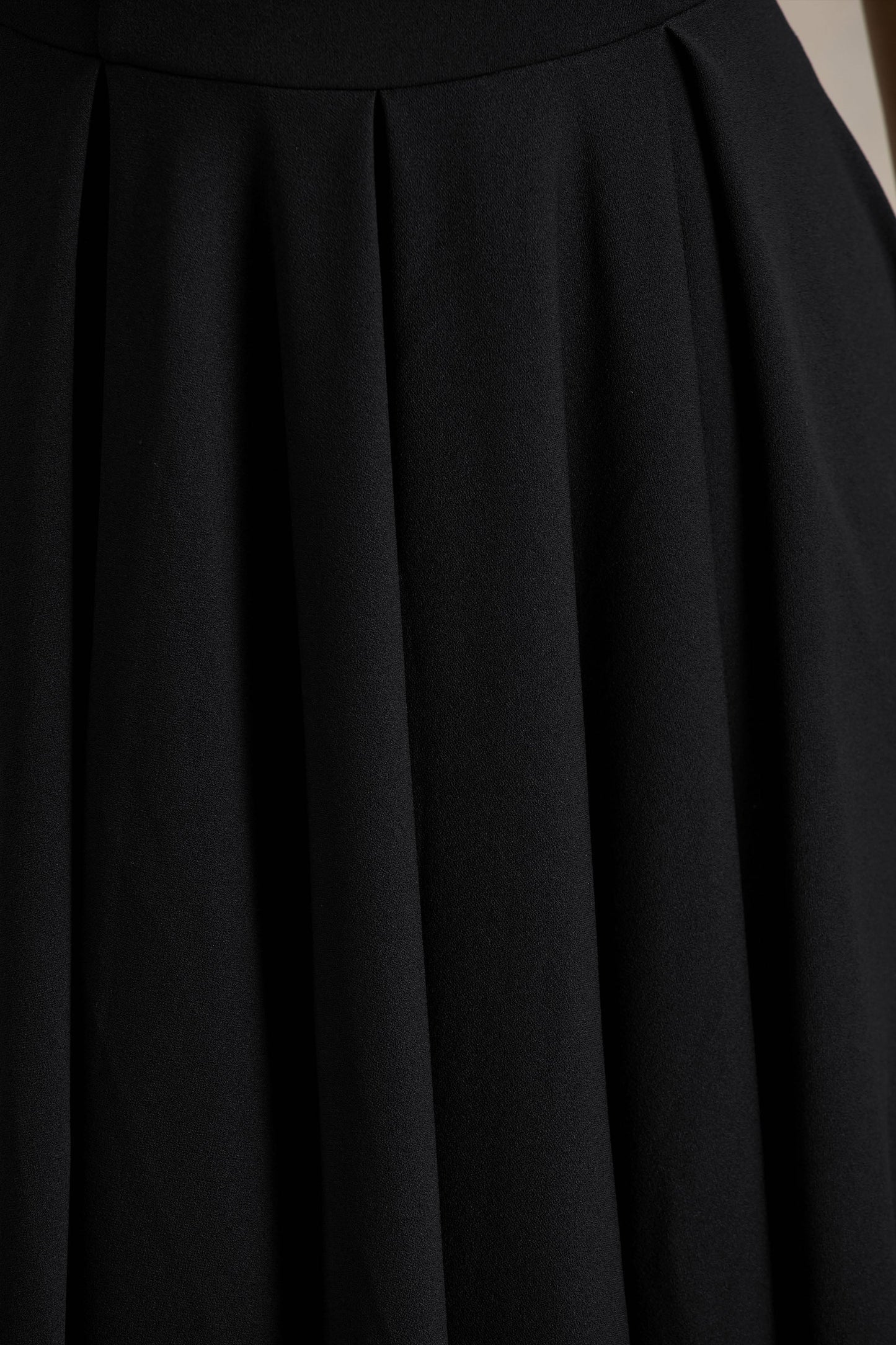 Scarlett | Black Square-Neck Maxi Dress